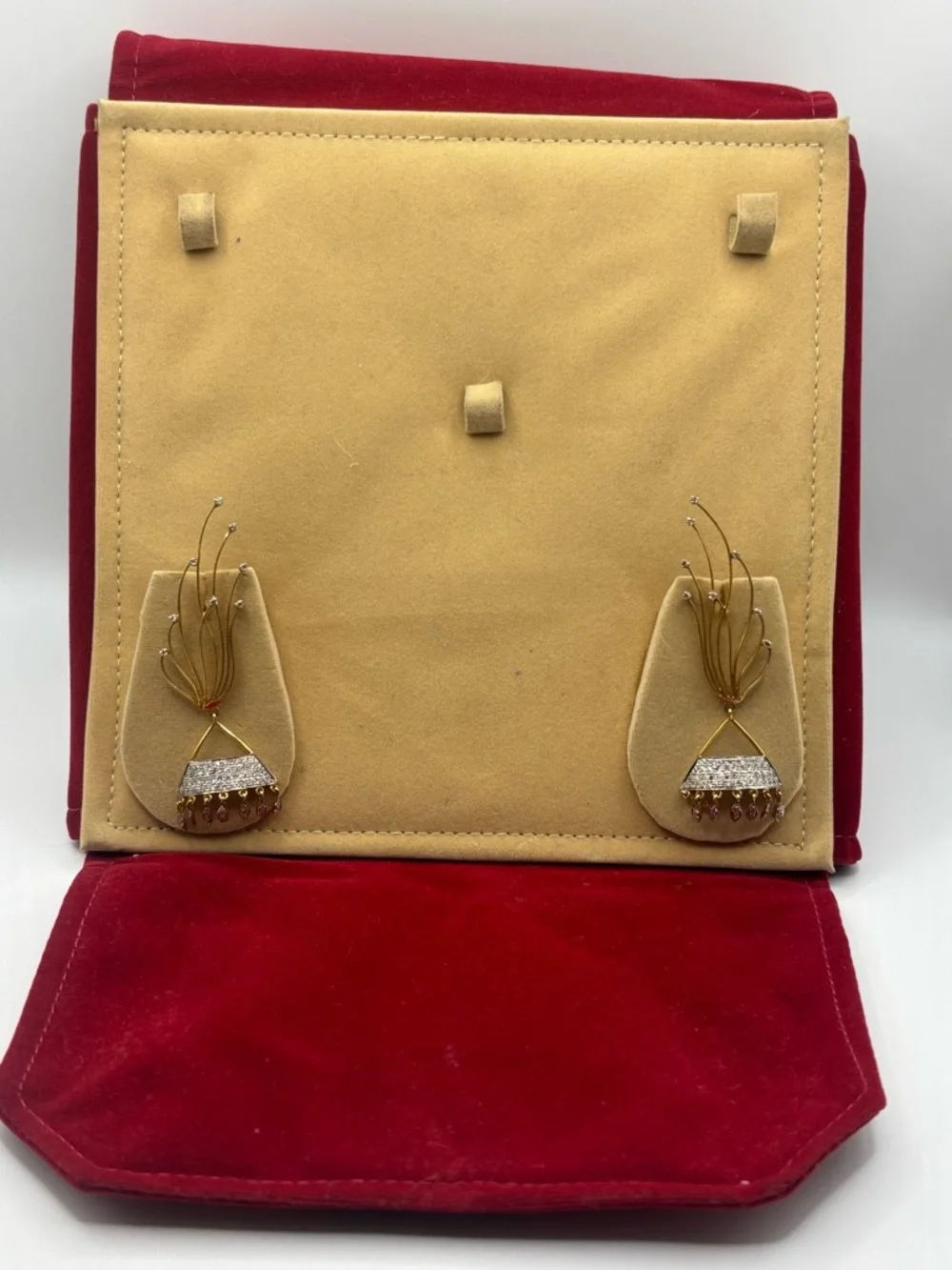 14 KT Yellow Gold Diamond Earrings - Picture 8 of 10